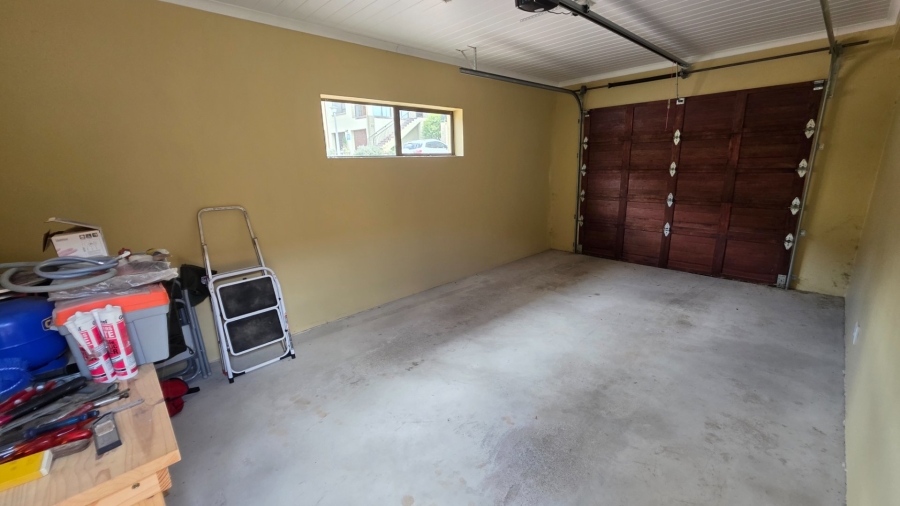 3 Bedroom Property for Sale in Seemeeu Park Western Cape